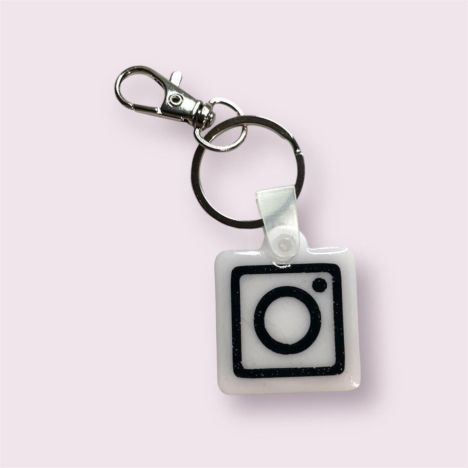NFC nøglering - IG hvid-sort